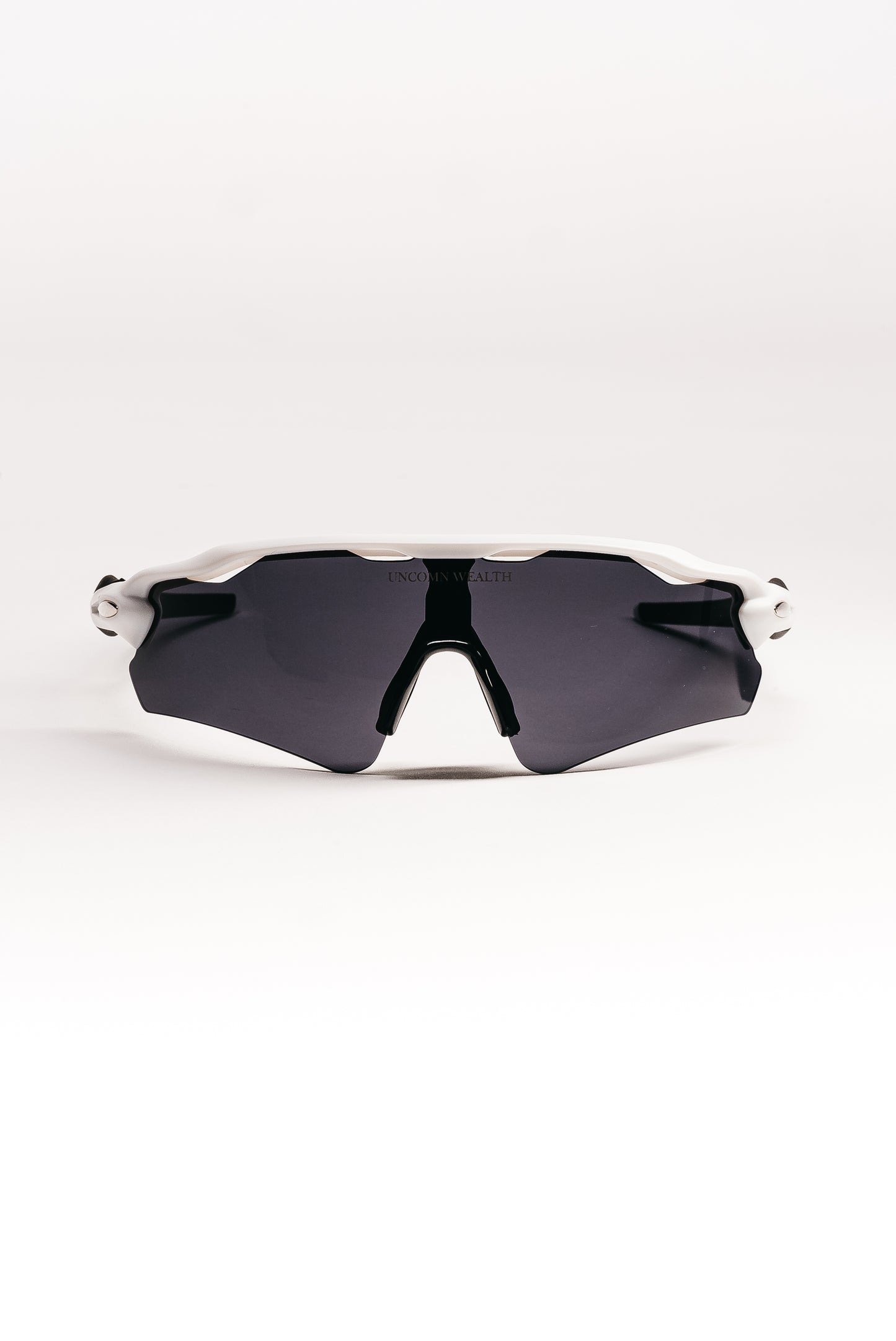 Radar sport smoke black